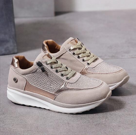 Women's low-top sneakers with laces, side zip and contrast sole