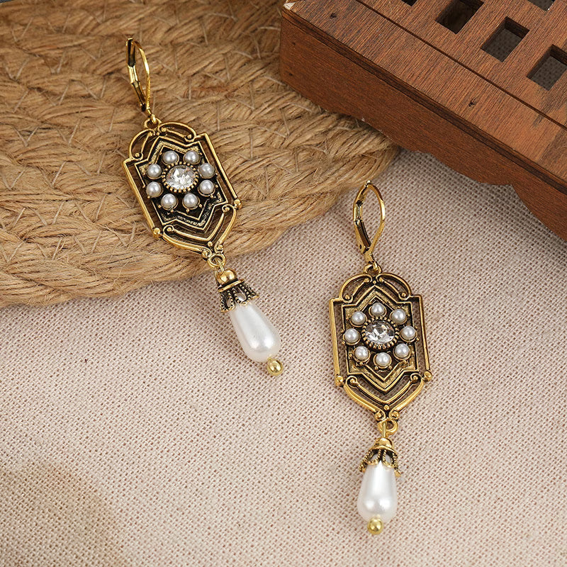 Kestrel | Women's Vintage Golden Inlaid Pearl Earrings