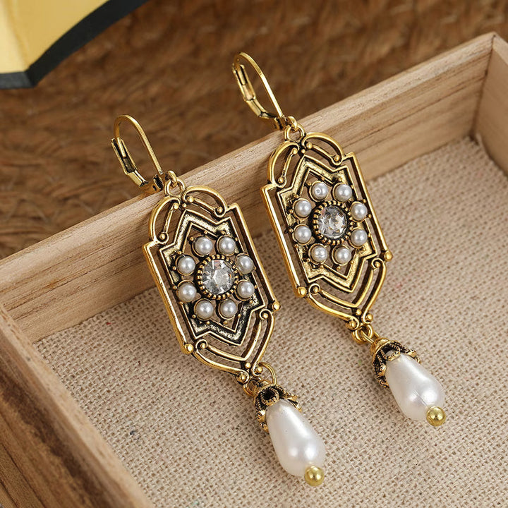 Kestrel | Women's Vintage Golden Inlaid Pearl Earrings