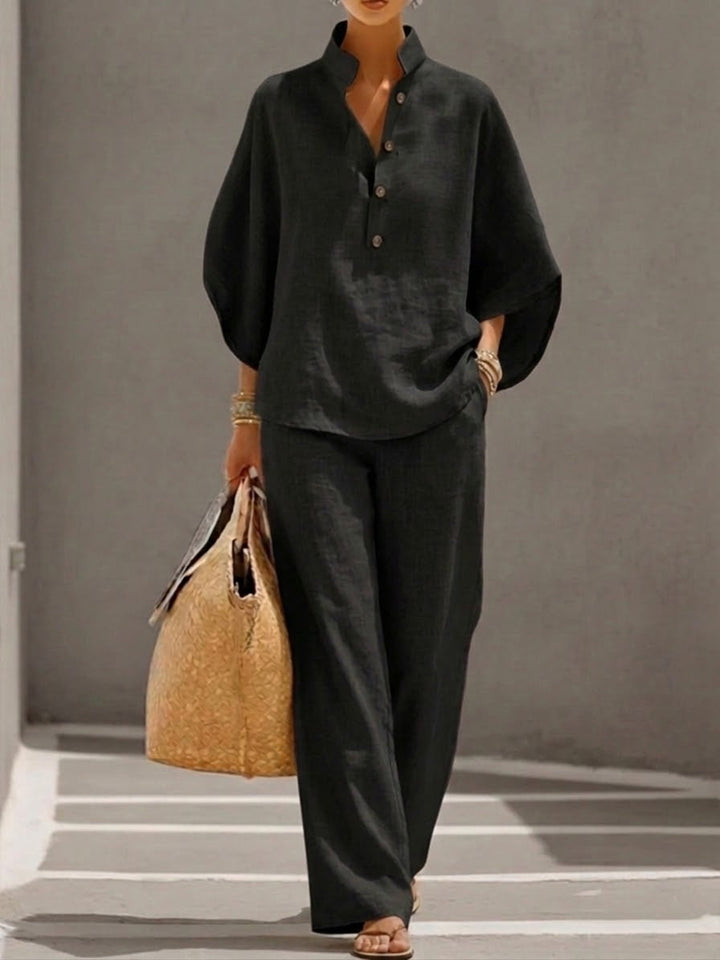 Sybilla | Women's suit with batwing sleeves and wide-leg trousers