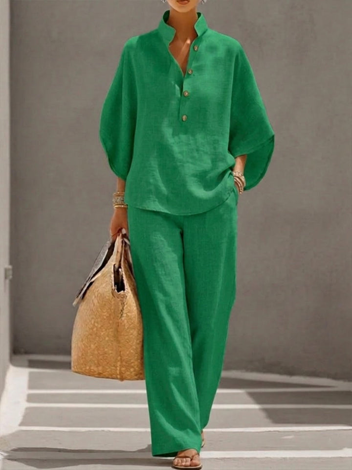 Sybilla | Women's suit with batwing sleeves and wide-leg trousers