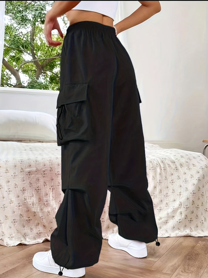 Griselda | Women’s Loose Fit Cargo Parachute Pants